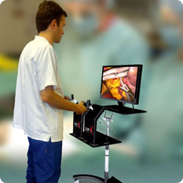 腹腔鏡手術シミュレーターLAP-X VR